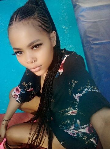 Roxy_Ayah
